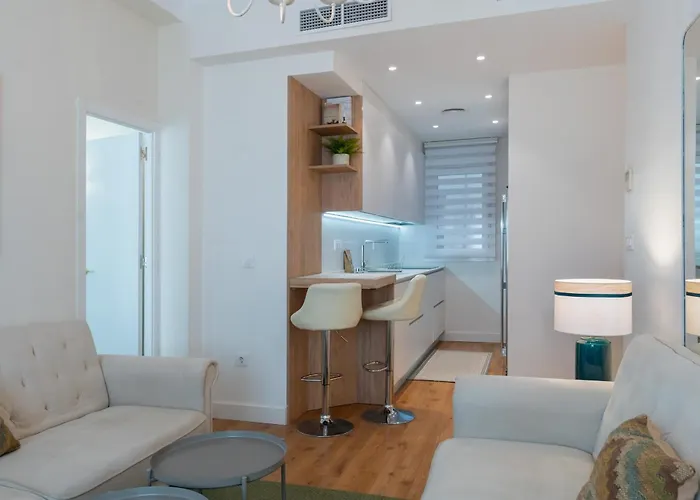 Stunning 3br 2bth Plaza De Cuba
